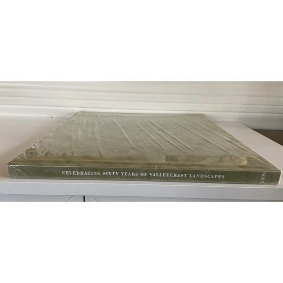 NEW Valleycrest 60 Years of Landscape Garden Projects 2009 Coffee Table Book - Picture 5 of 5